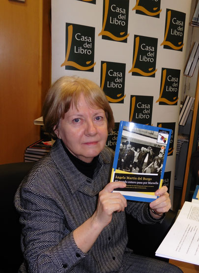 Ángela Martín del Burgo durante la presentacion en La Casa del Libro de Madrid